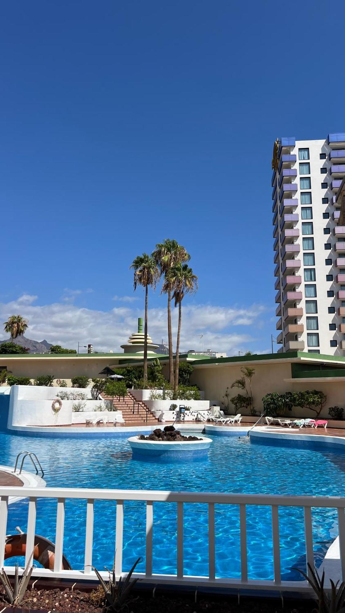 Cozy Ocean View 1 Bdr Apt, Club Paraiso Apartment